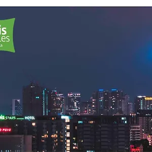 ibis-styles-kuala-lumpur-fraser-business-park.kualalumpurs-hotels.com/